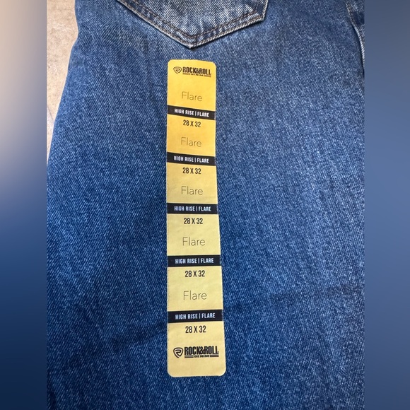 NWT Rock & Roll Denim High Rise Flare Trousers, size 28x32 - Picture 3 of 3